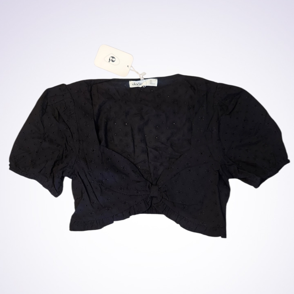 NWT Elodie by Anthro Black Eyelet Crop Sz M